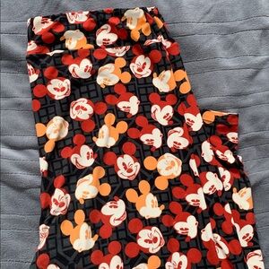 LuLaRoe Mickey Mouse Themed Leggings